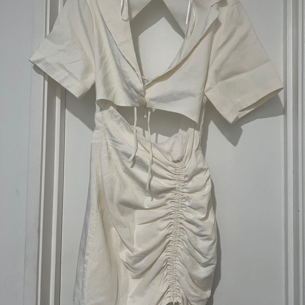 Cream Ruched Dress with Short Sleeves